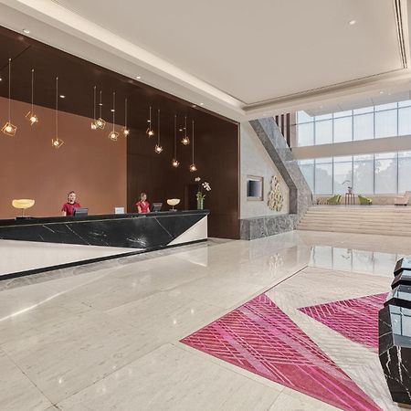 Crowne Plaza Manila Galleria By Ihg Pasig City Bagian luar foto