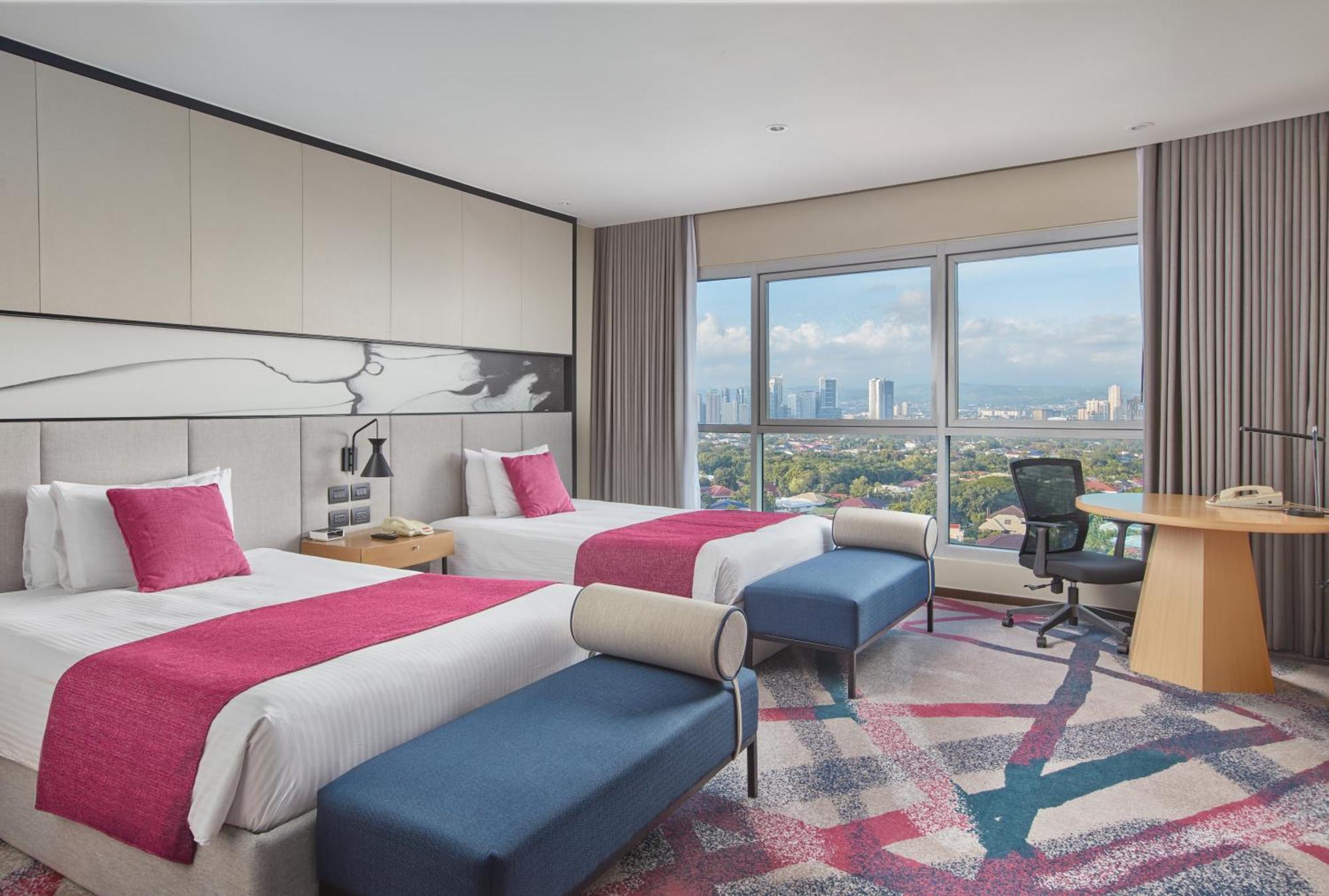 Crowne Plaza Manila Galleria By Ihg Pasig City Bagian luar foto