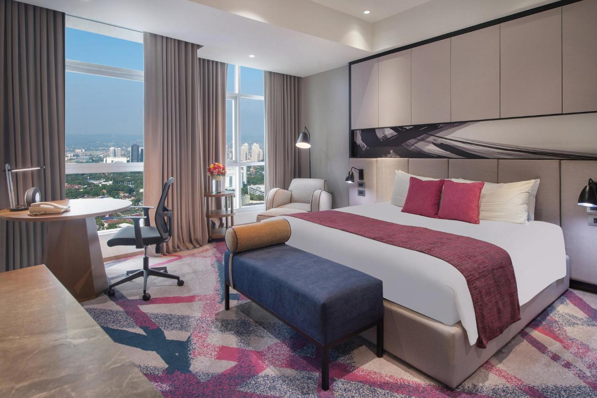 Crowne Plaza Manila Galleria By Ihg Pasig City Bagian luar foto