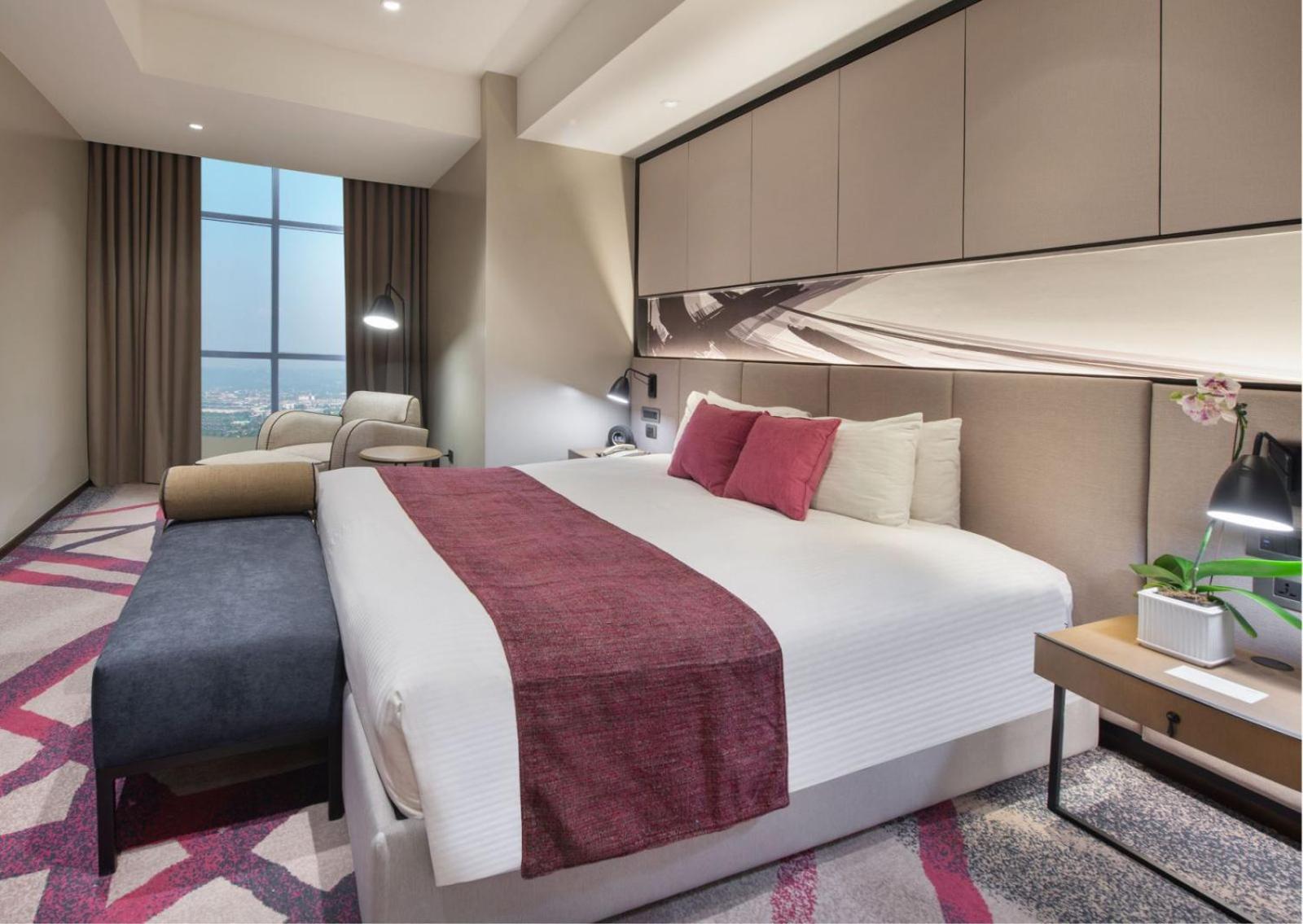 Crowne Plaza Manila Galleria By Ihg Pasig City Bagian luar foto