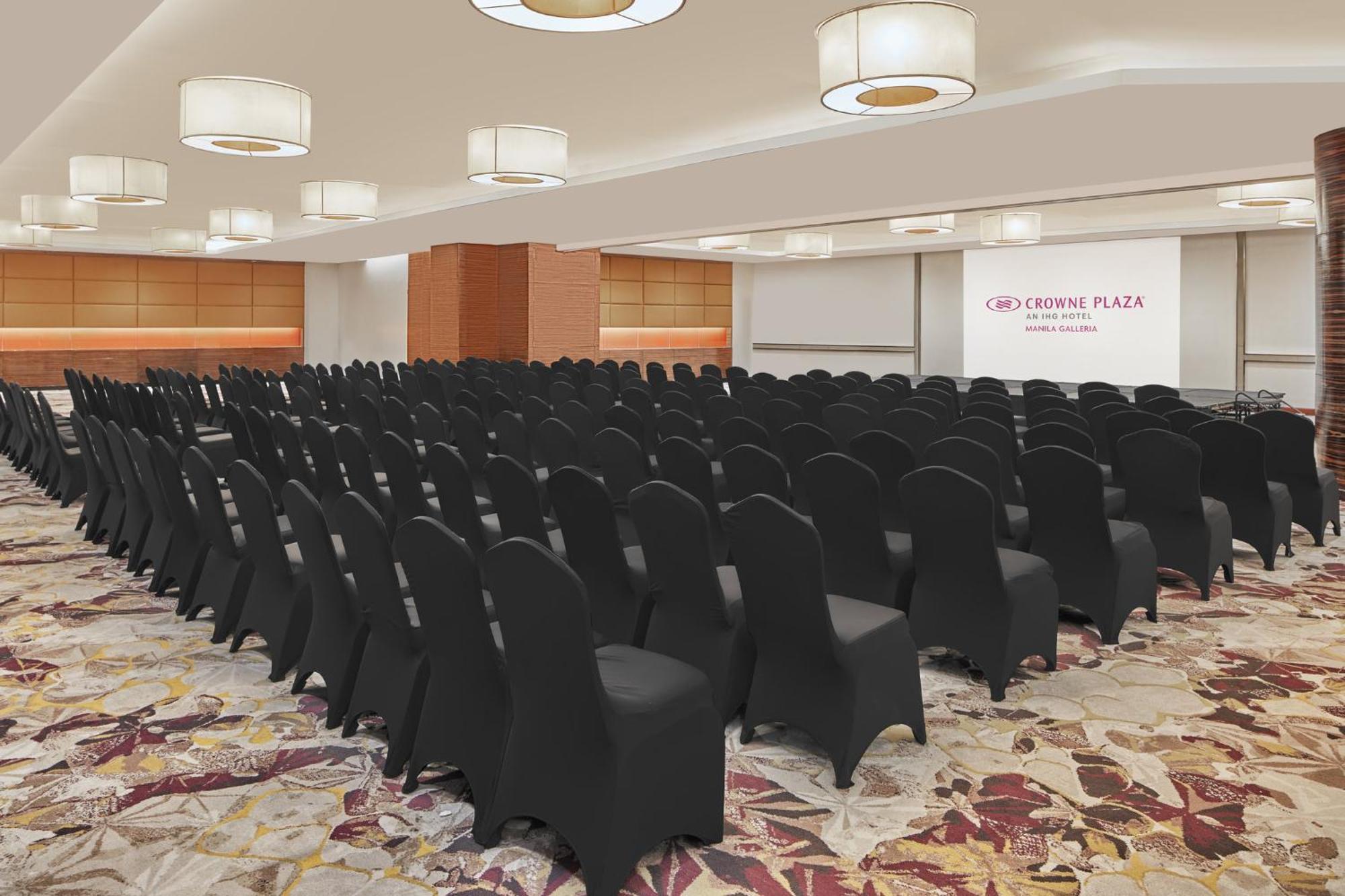 Crowne Plaza Manila Galleria By Ihg Pasig City Bagian luar foto